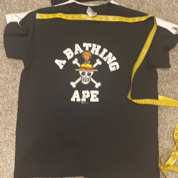 A bathing ape collab with one piece - Picture 8 of 10